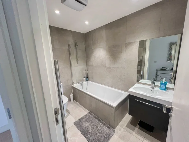Flat Penfold Street in City of Westminster