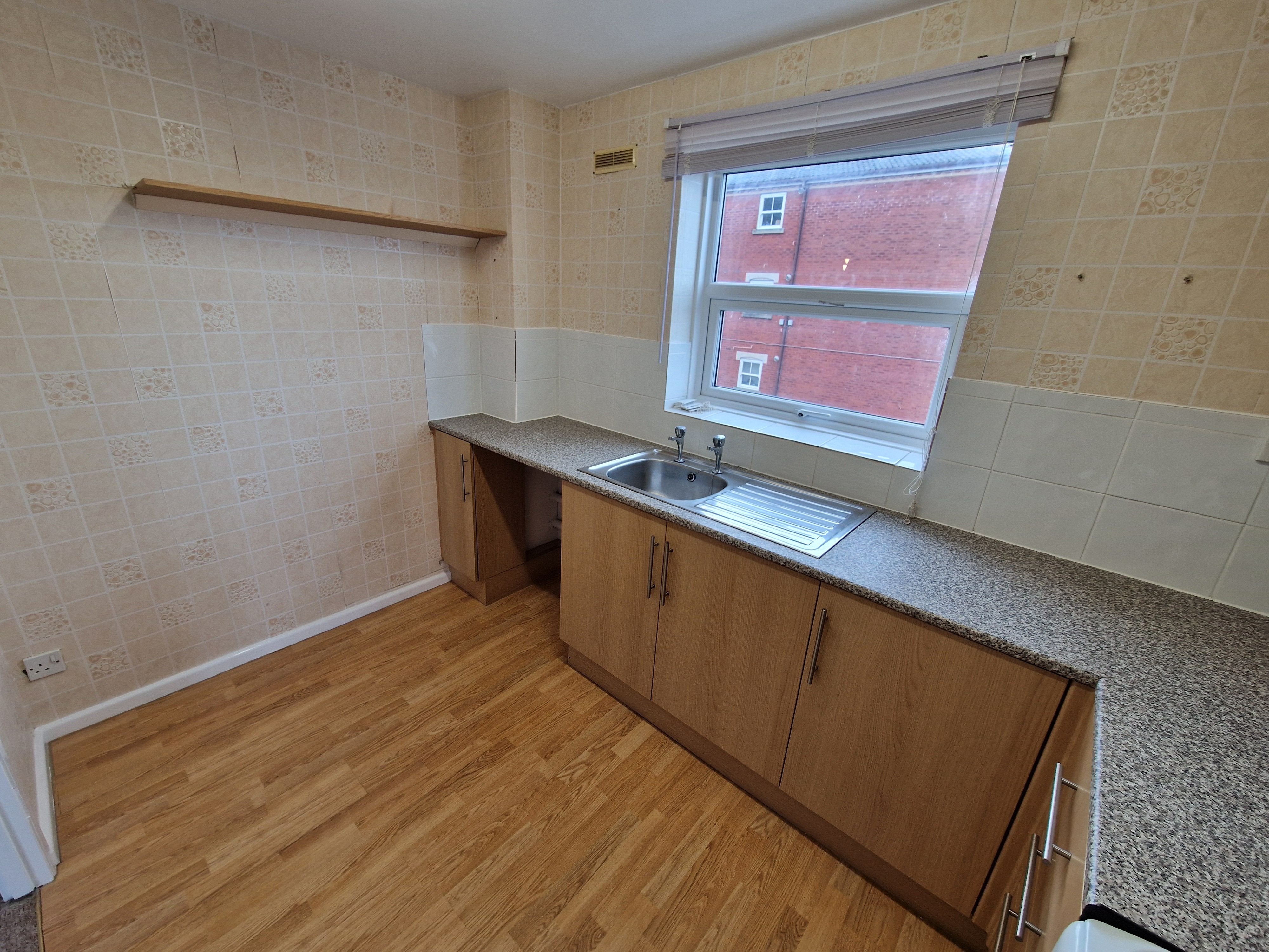 Flat Waverley Road in Bridgwater