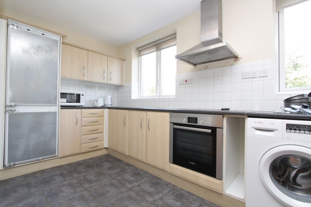 Room Globe Road in Greater London