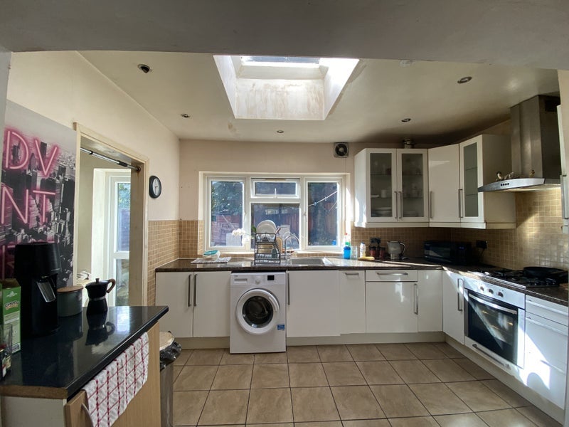 Room Crofton Road in Greater London