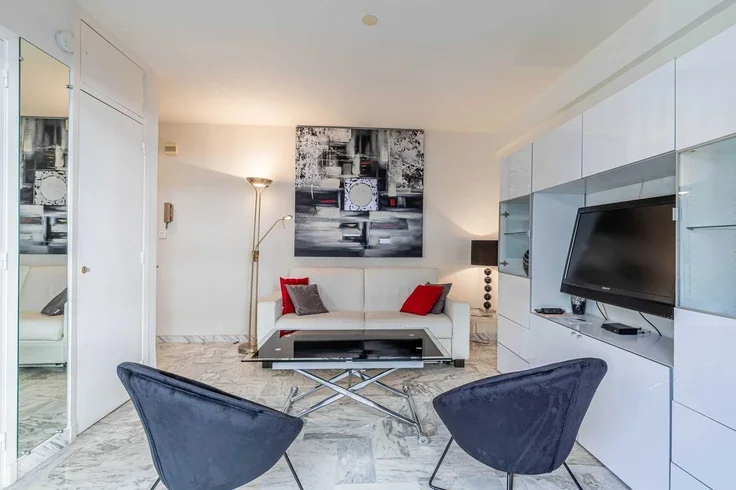 Flat Avenue Branly in Cannes