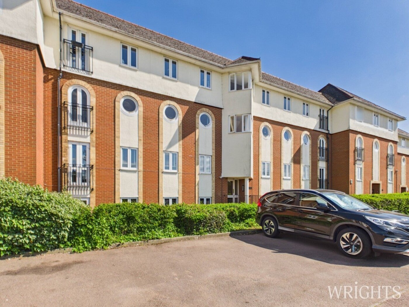 Flat De Havilland Close in Welwyn Hatfield