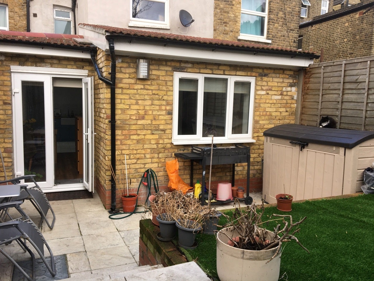 Flat Lee High Road in Greater London