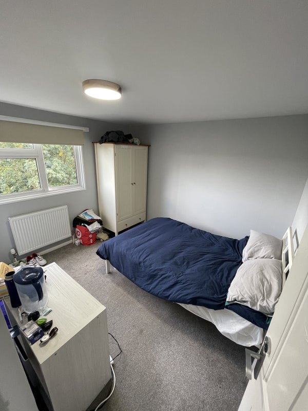 Room Greenfields in Maidenhead