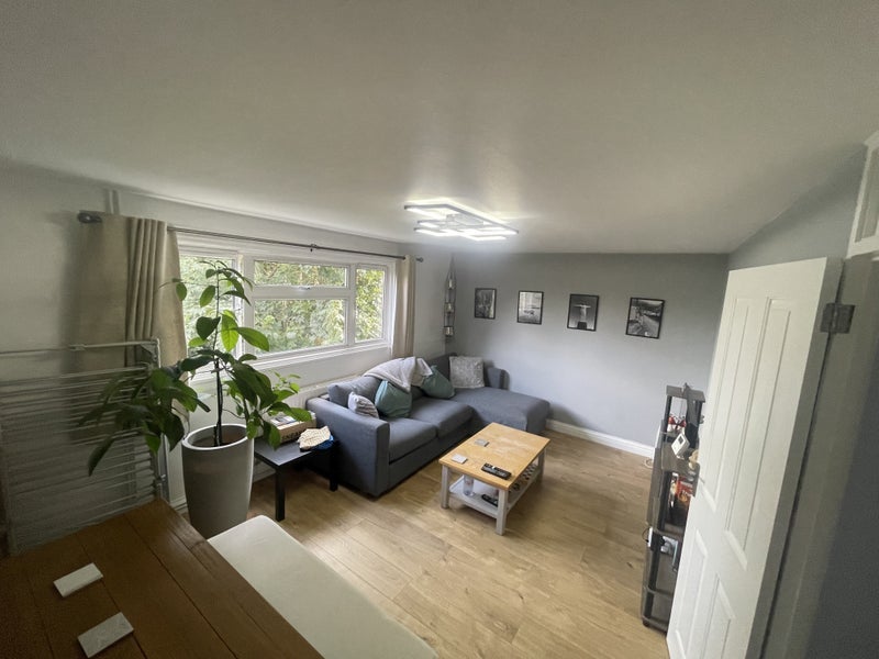 Room Greenfields in Maidenhead