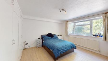 Flat Kingsmere in Brighton