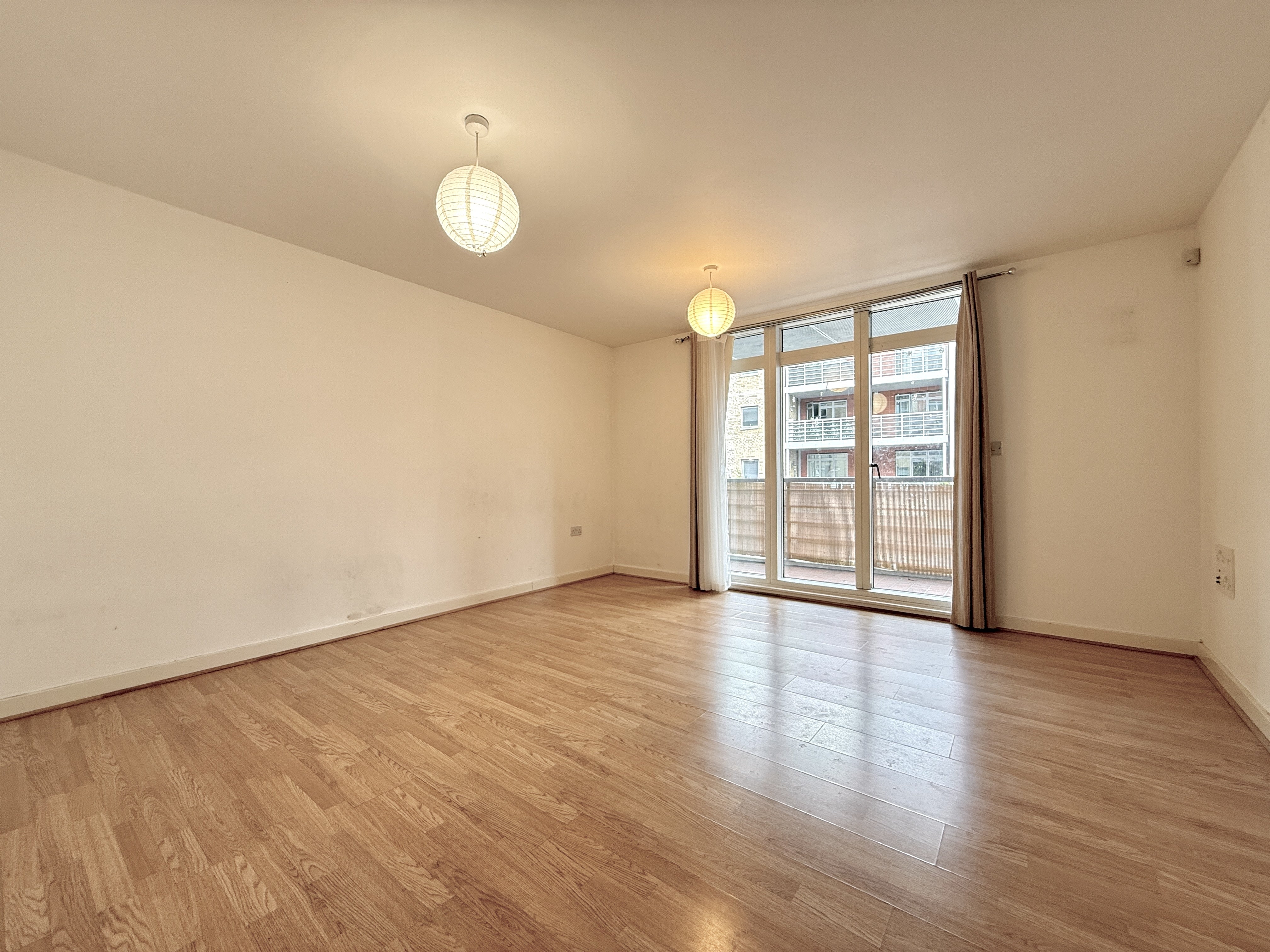 Flat Kingfisher Meadow in Maidstone
