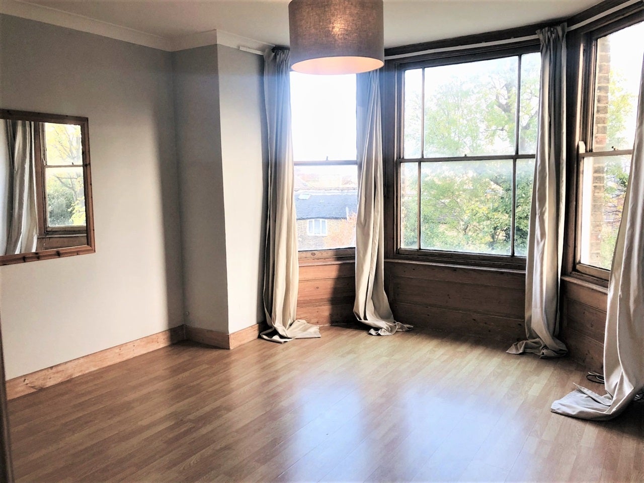 Flat Tyrwhitt Road in Greater London
