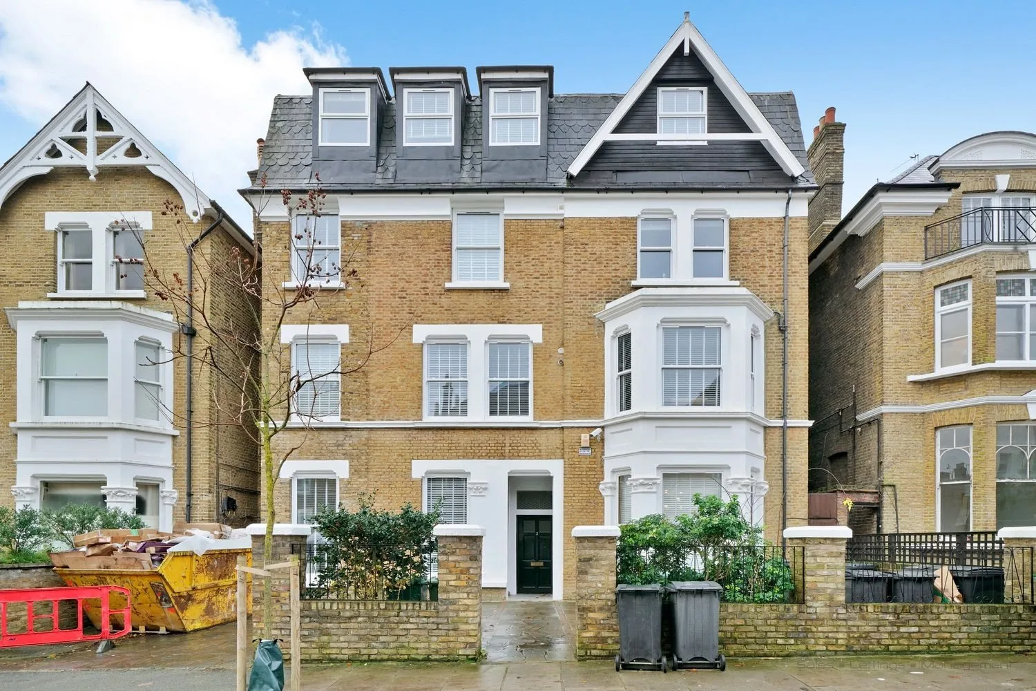 House Cleve Road in Greater London