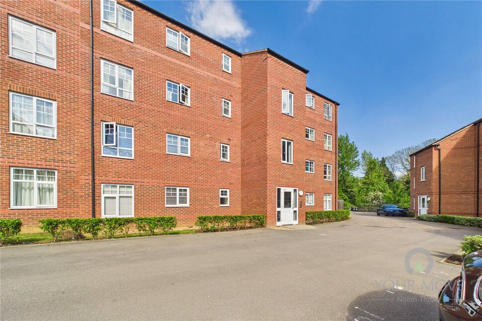Flat Wildacre Drive in Northampton