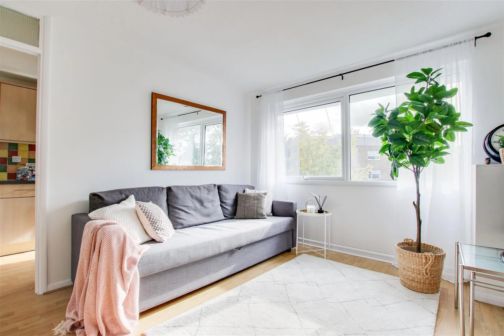 Flat College Road in Cheshunt
