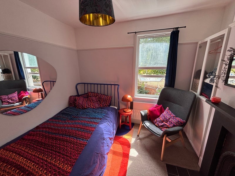 Room Faringford Road in Greater London