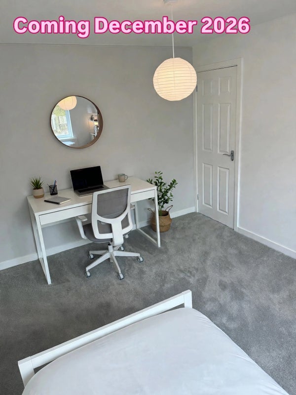 Room Crispin Way in Bristol