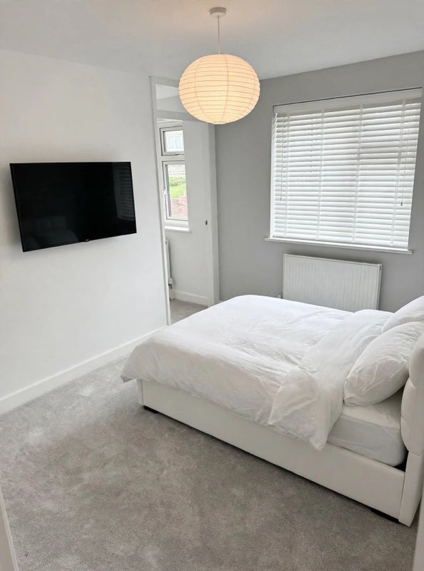 Room Crispin Way in Bristol