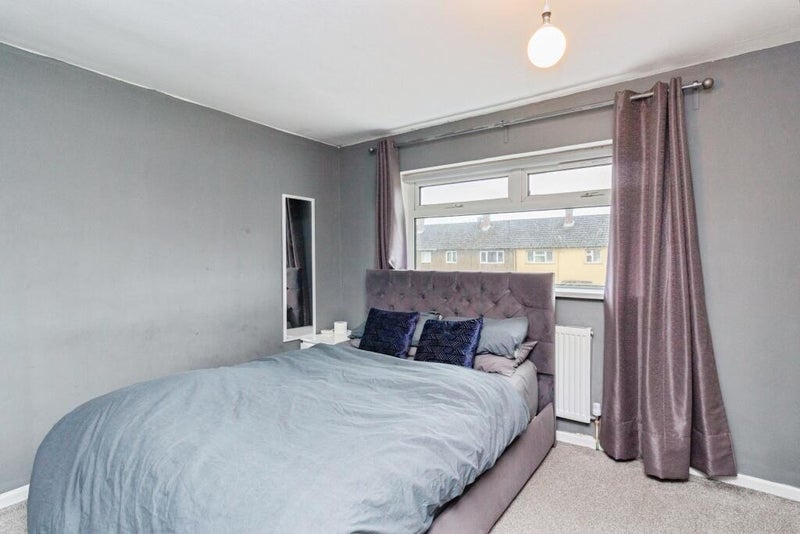 Room Tennyson Road in Stafford