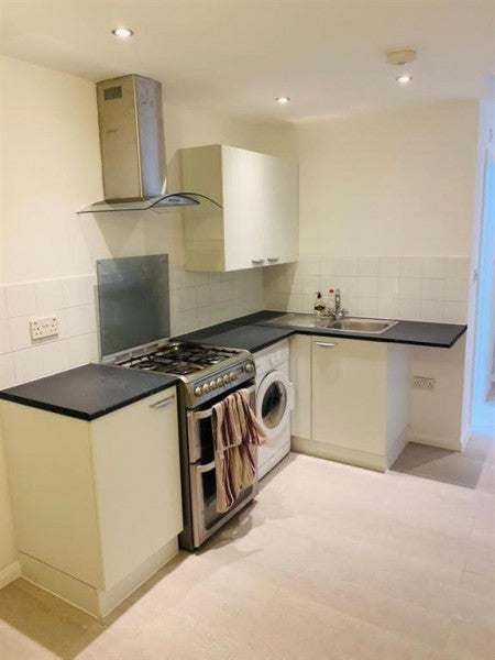 Flat Gresham Drive in Greater London