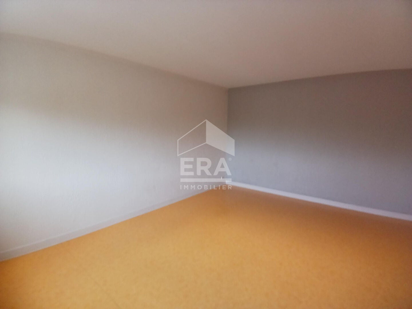 Appartement Rue de la Vallée Saint-Louis à Châteauroux