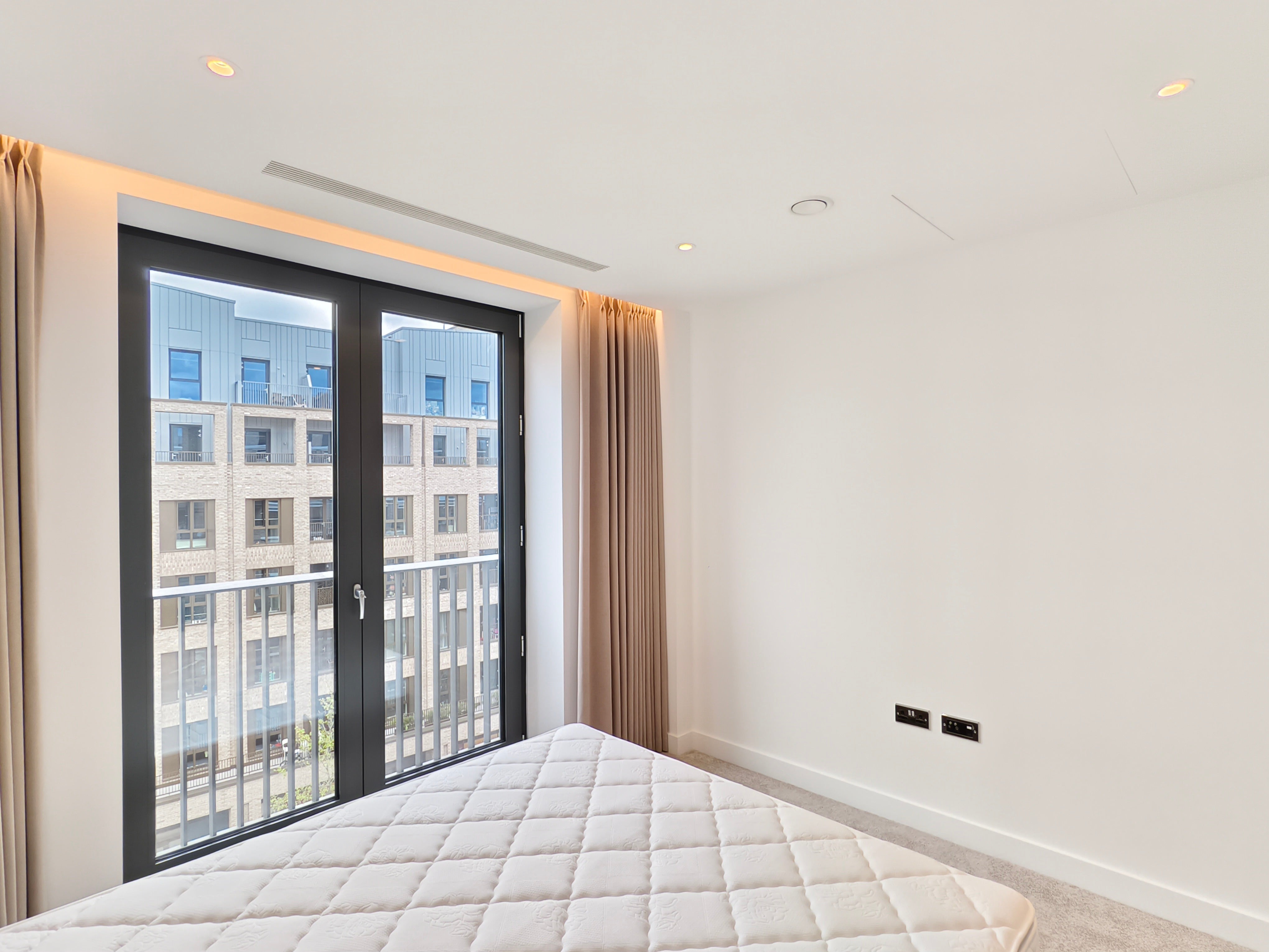 Flat Lloyd Baker Street in Greater London