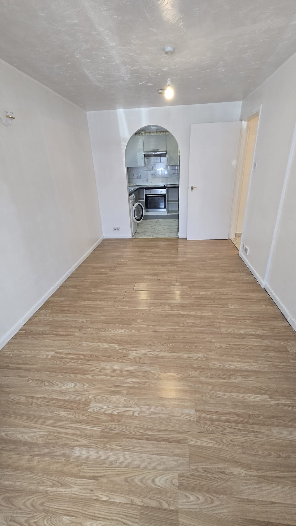 Flat Conifer Way in Greater London
