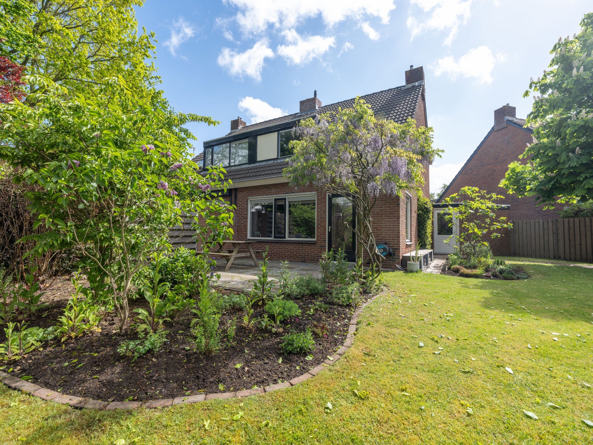 Hoekwoning te koop: De Excelsior 63, Drachten