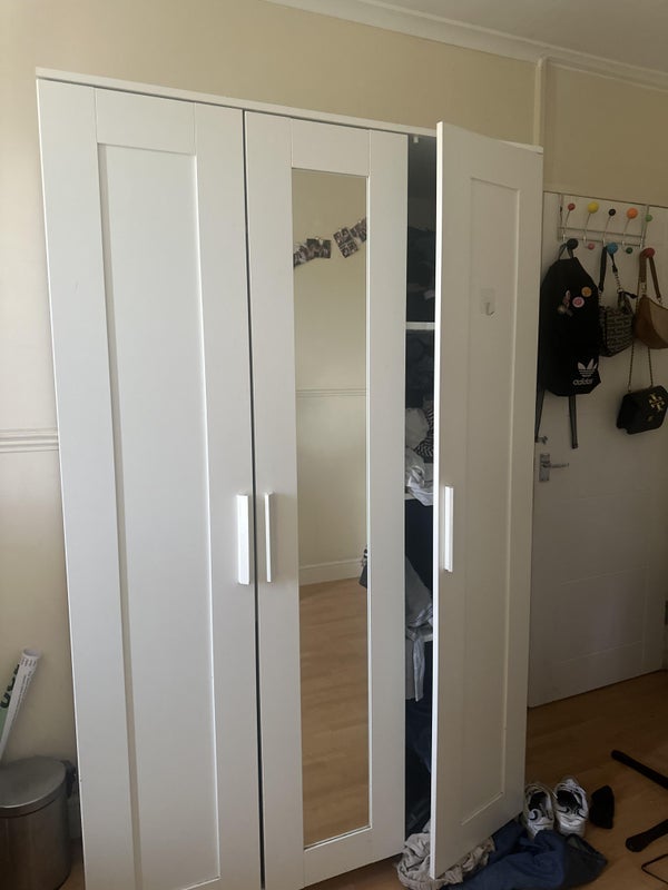 Flat College Place in Greater London