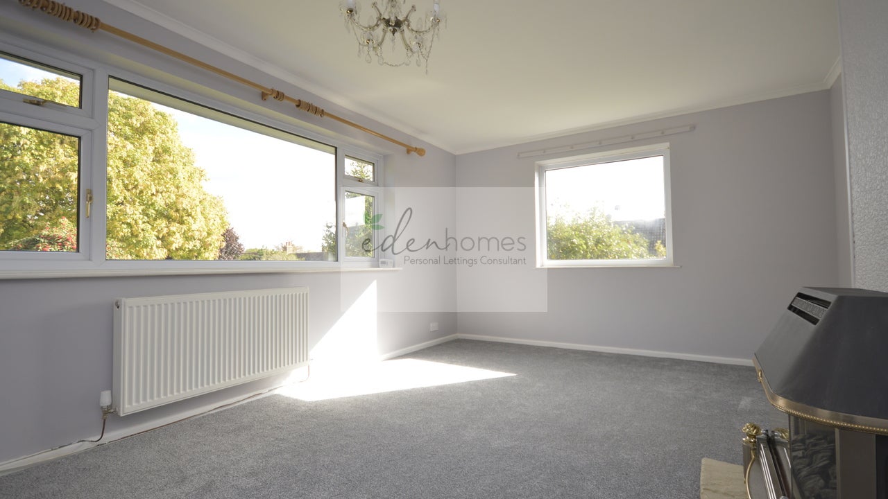 House Paynes Meadow in Whitminster