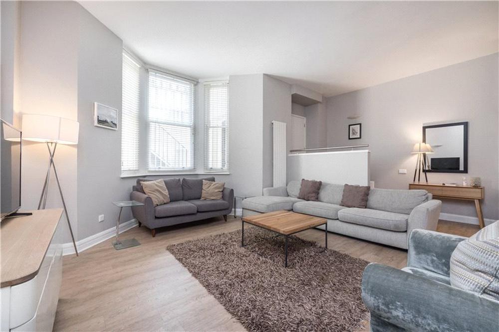 Flat Claverton Street in City of Westminster