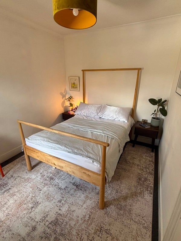 Room Sedgwick Road in Greater London