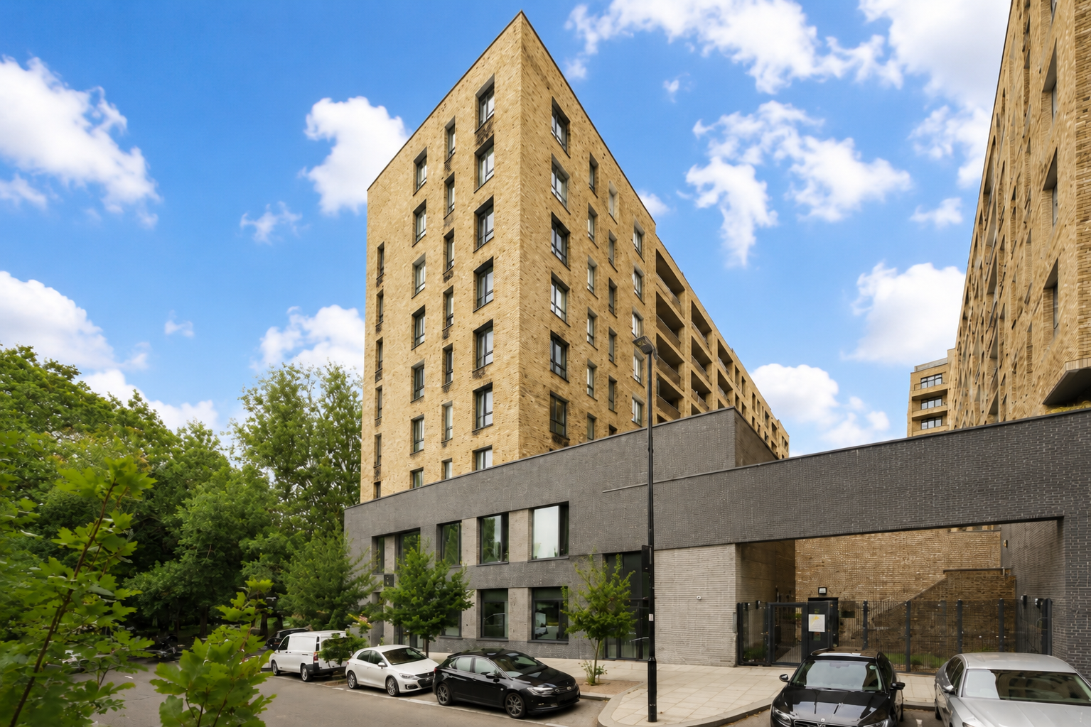 Flat Corbet Gardens in Greater London