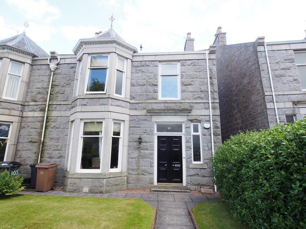House Hamilton Place in Aberdeen City