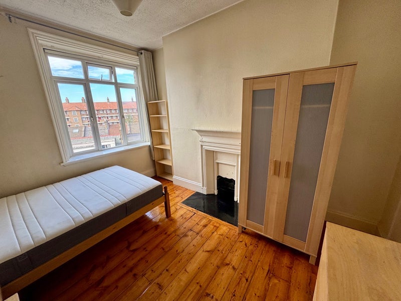 Room Old Kent Road in Greater London