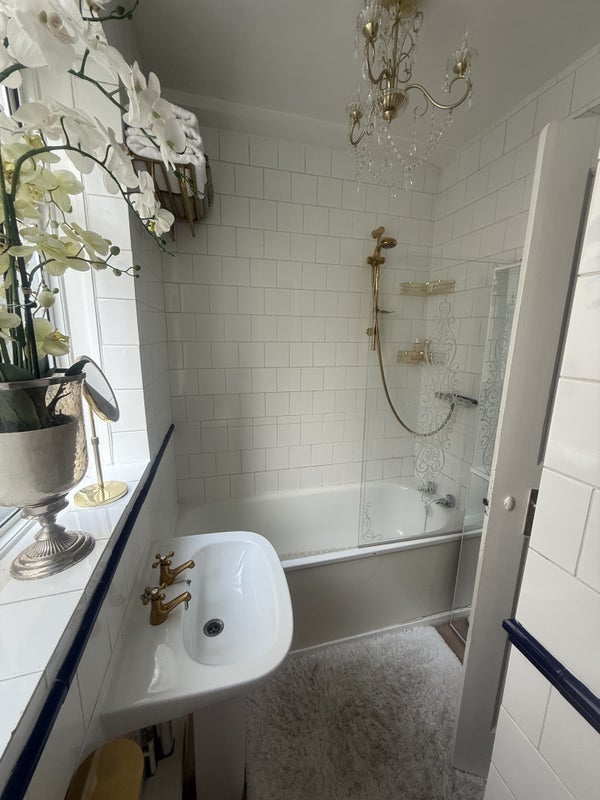 Room Regency Street in City of Westminster