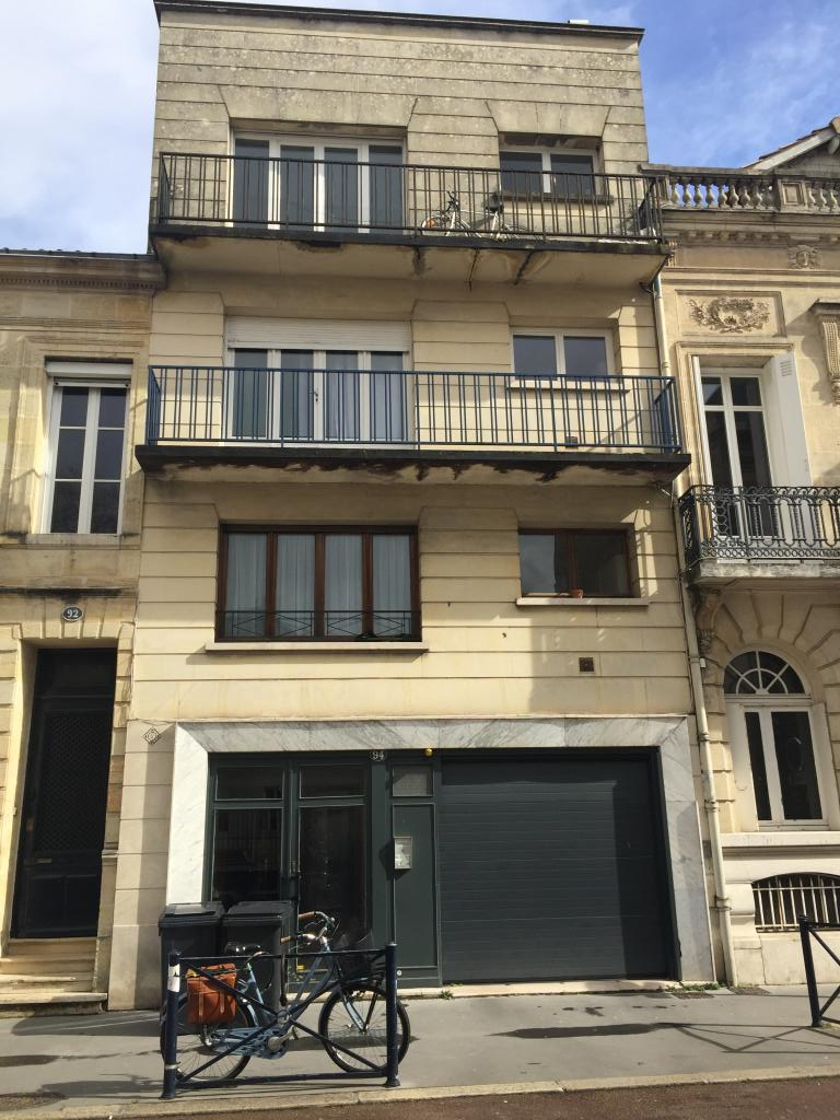 Flat Rue Mathieu in Bordeaux