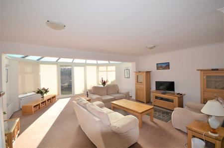 House Pevensey Gardens in Hullbridge