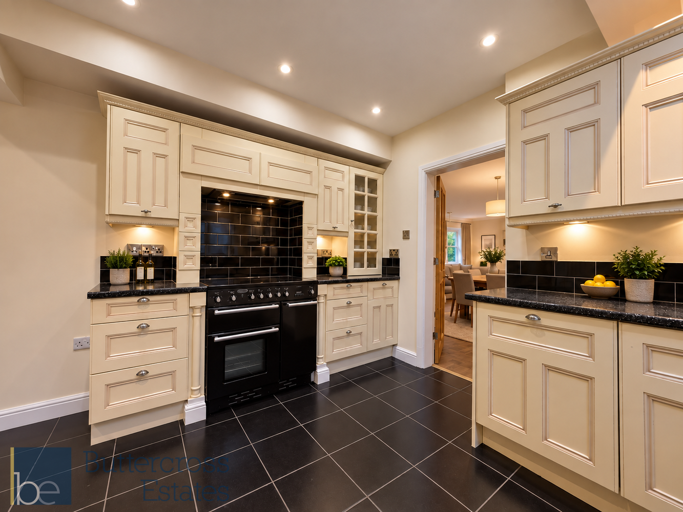 Room Newgate Street in Nottingham