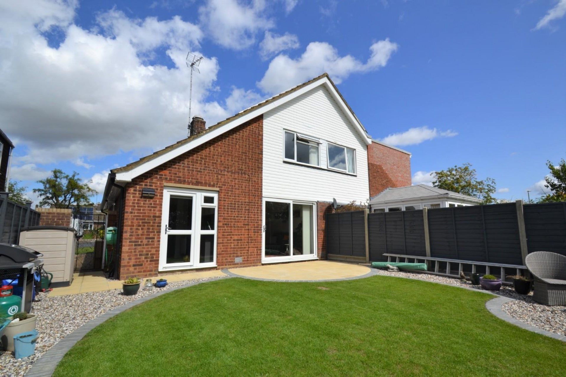 House Headingley Close in Stevenage