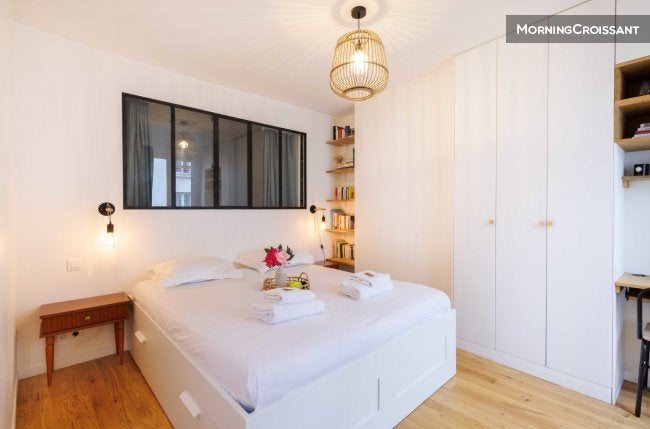Flat Rue de Meaux in Paris
