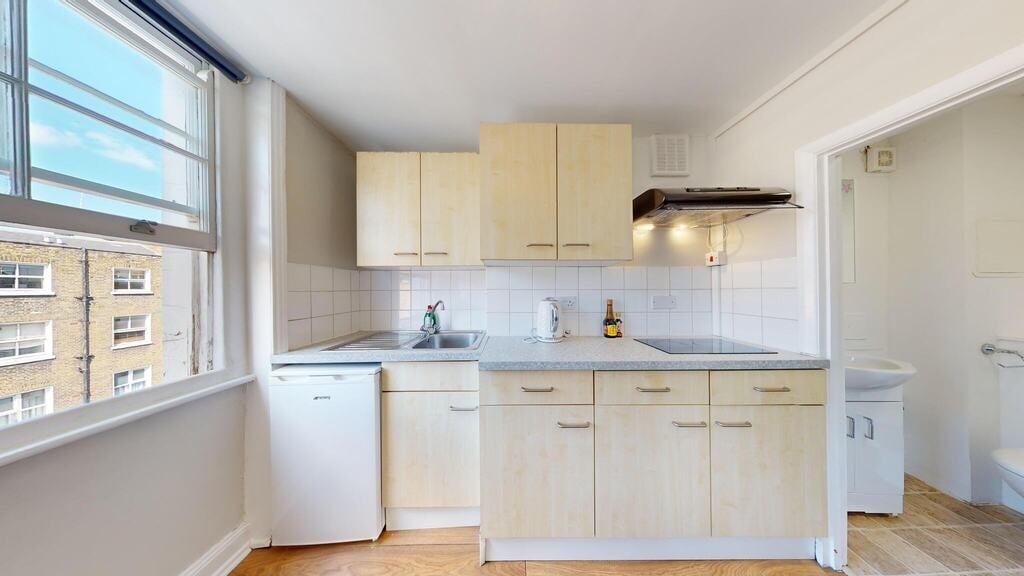 Flat Gloucester Place in City of Westminster