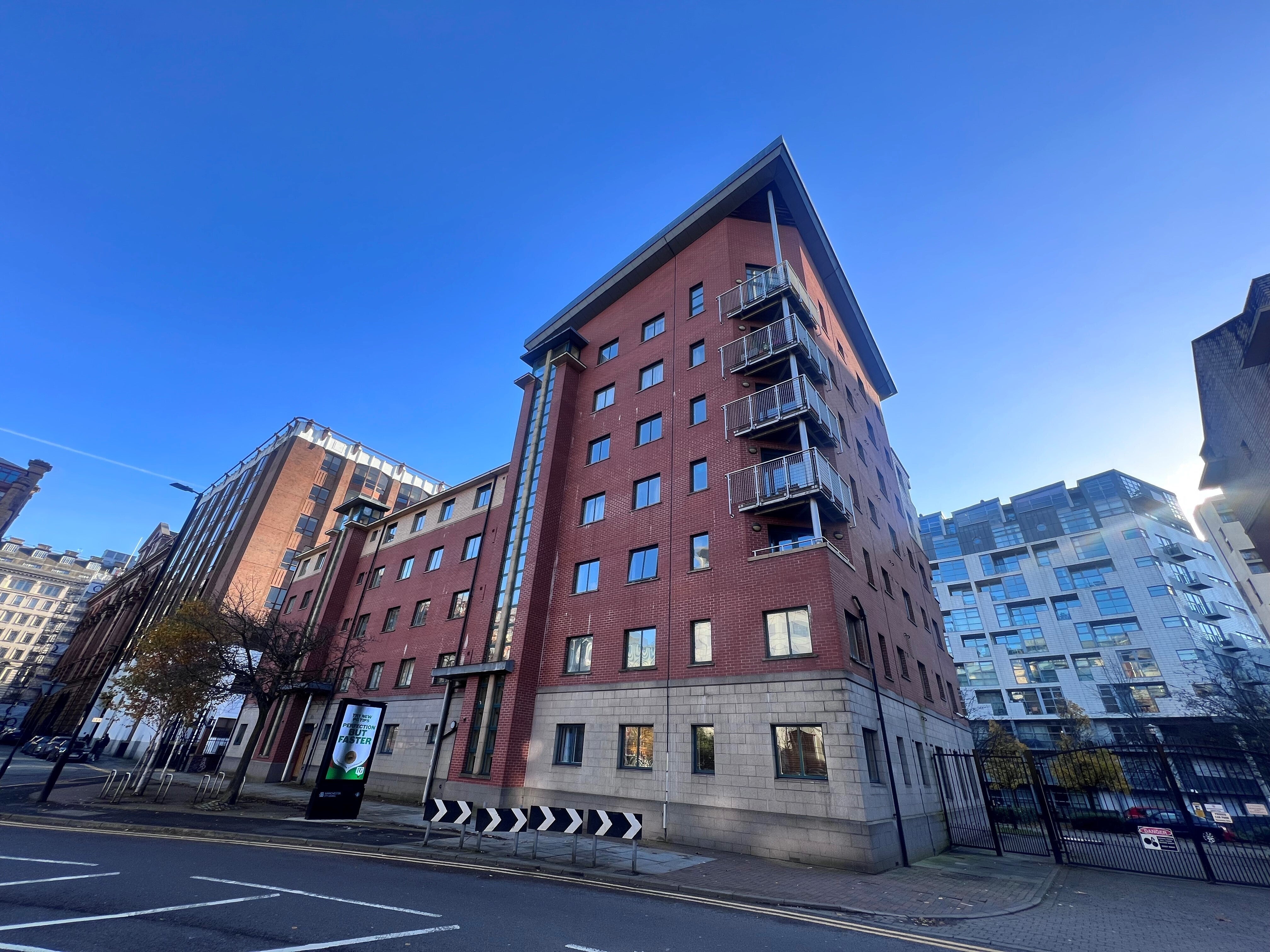 Flat Great Bridgewater Street in Manchester