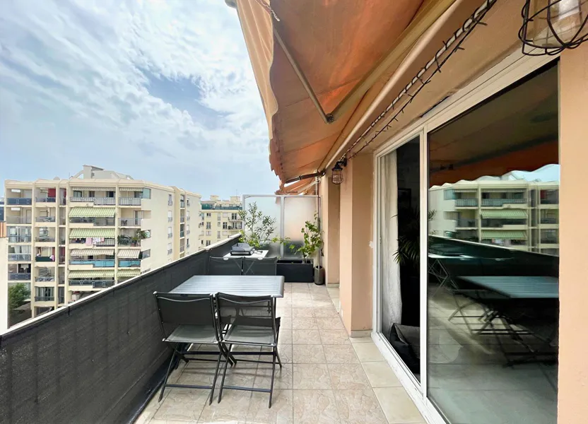 Flat Rue Auguste Pégurier in Nice