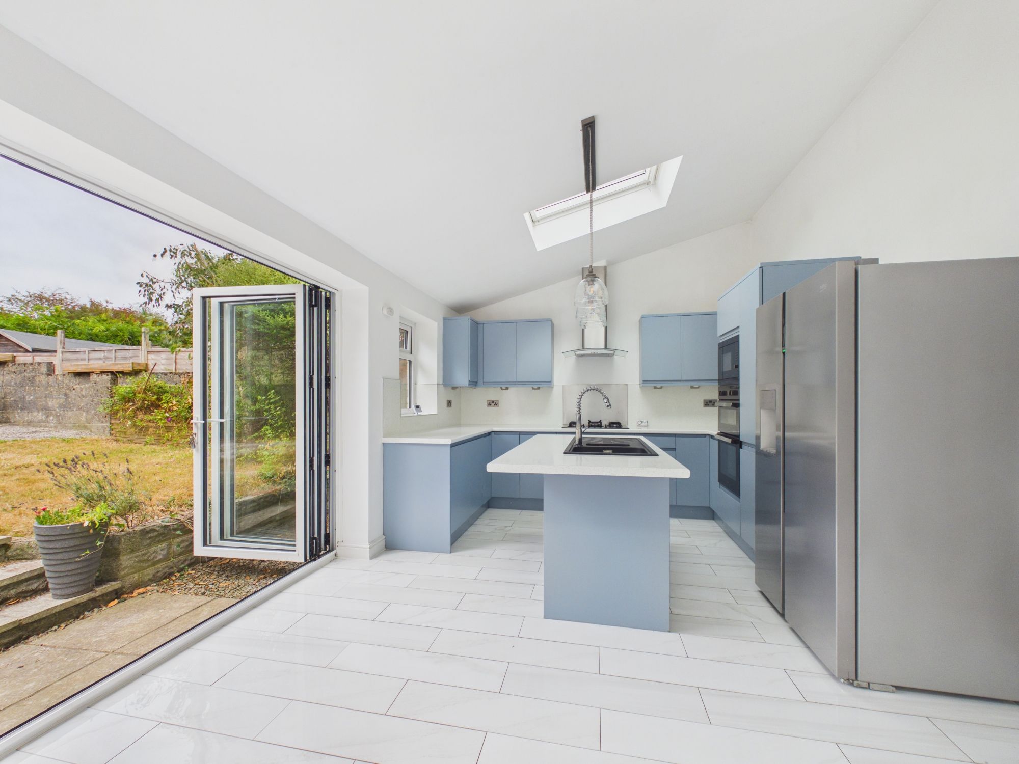 House Harding Close in Boverton