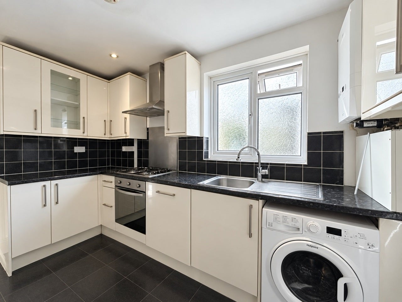 House Hunters Grove in Greater London