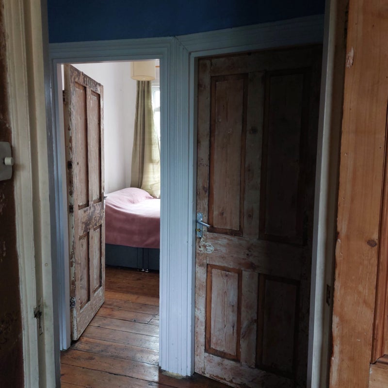 Room Sandringham Road in Greater London