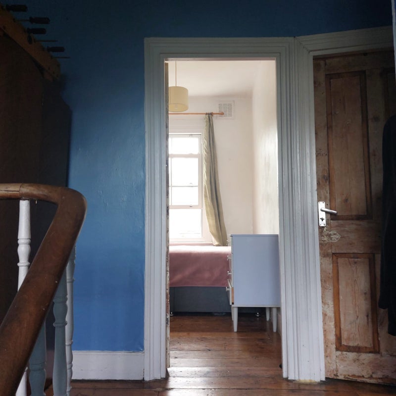 Room Sandringham Road in Greater London