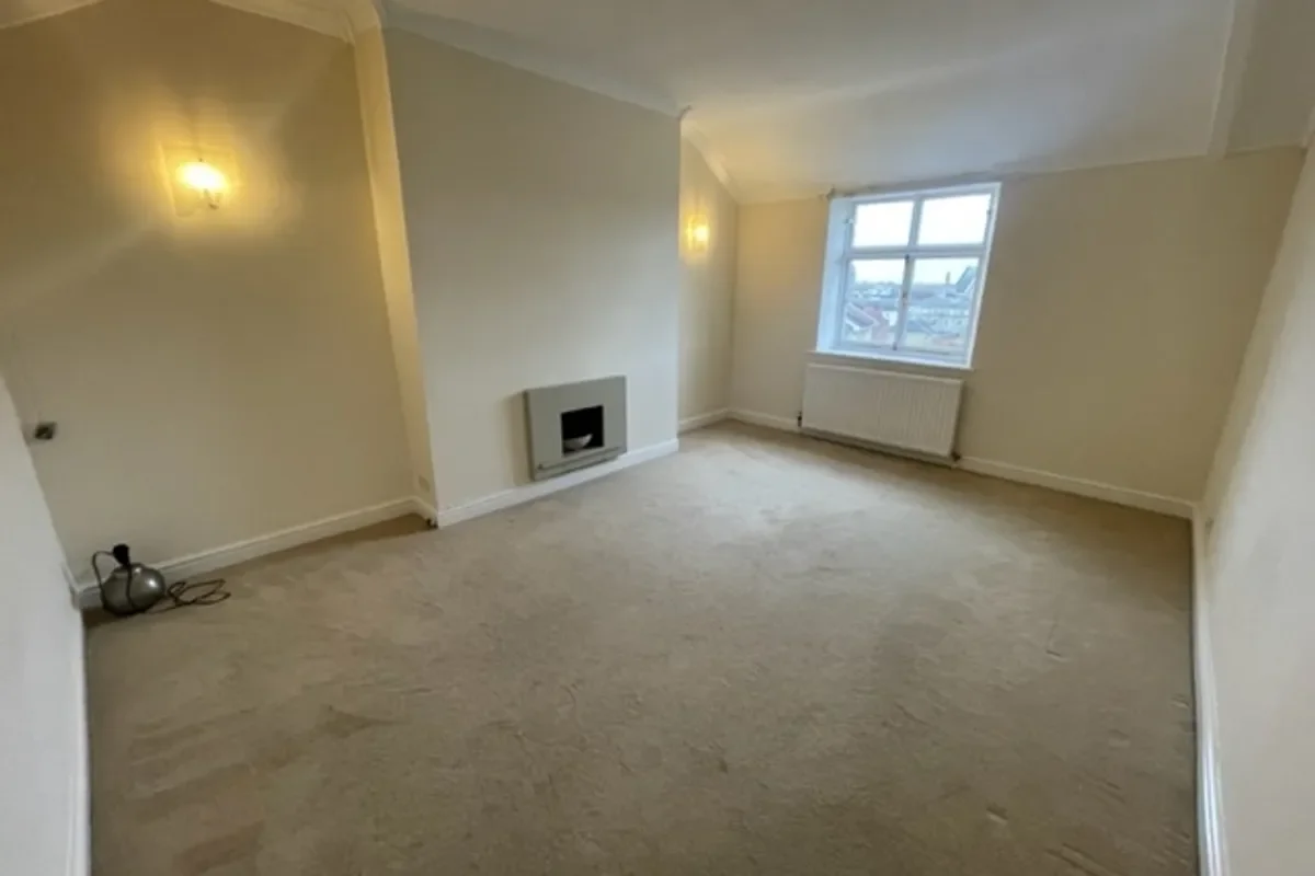Flat Vyvyan Terrace in Bristol