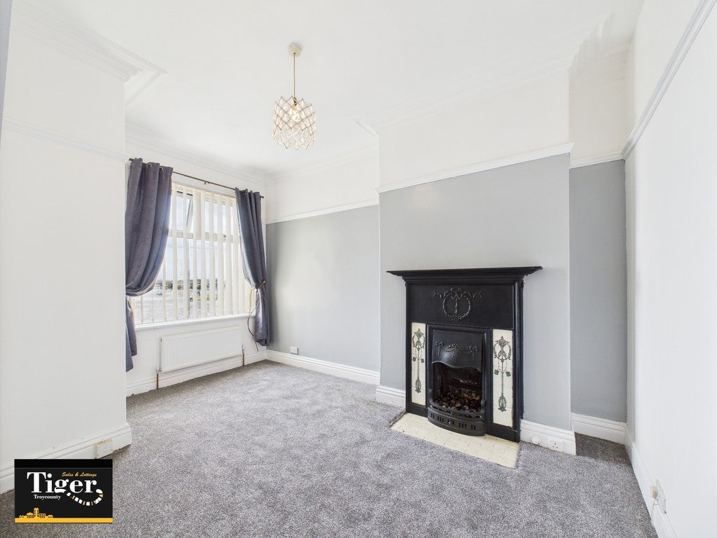 Flat Hampton Road in Blackpool