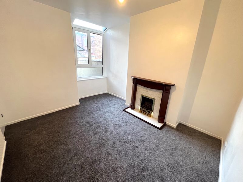House Chandos Grove in Salford