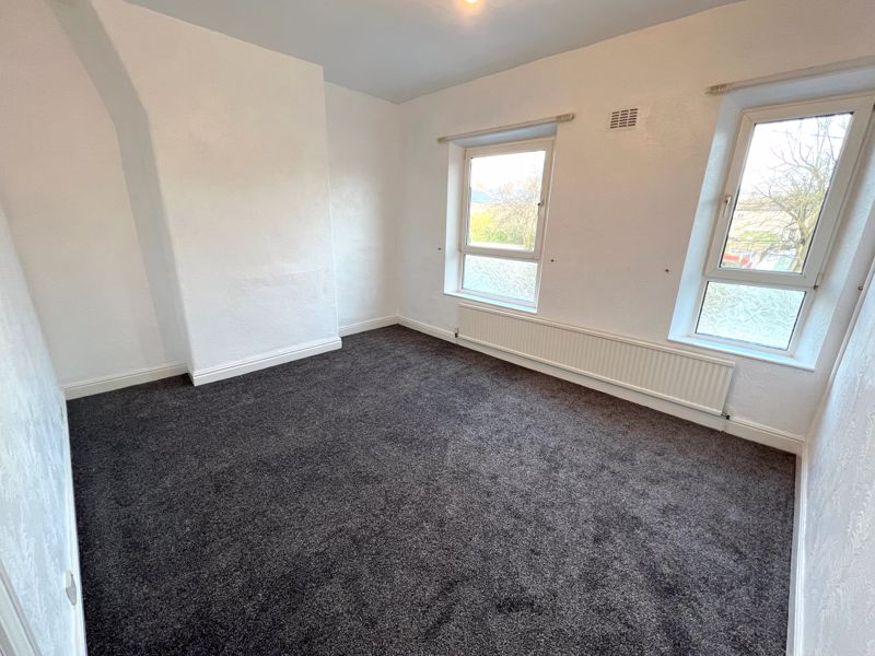 House Chandos Grove in Salford