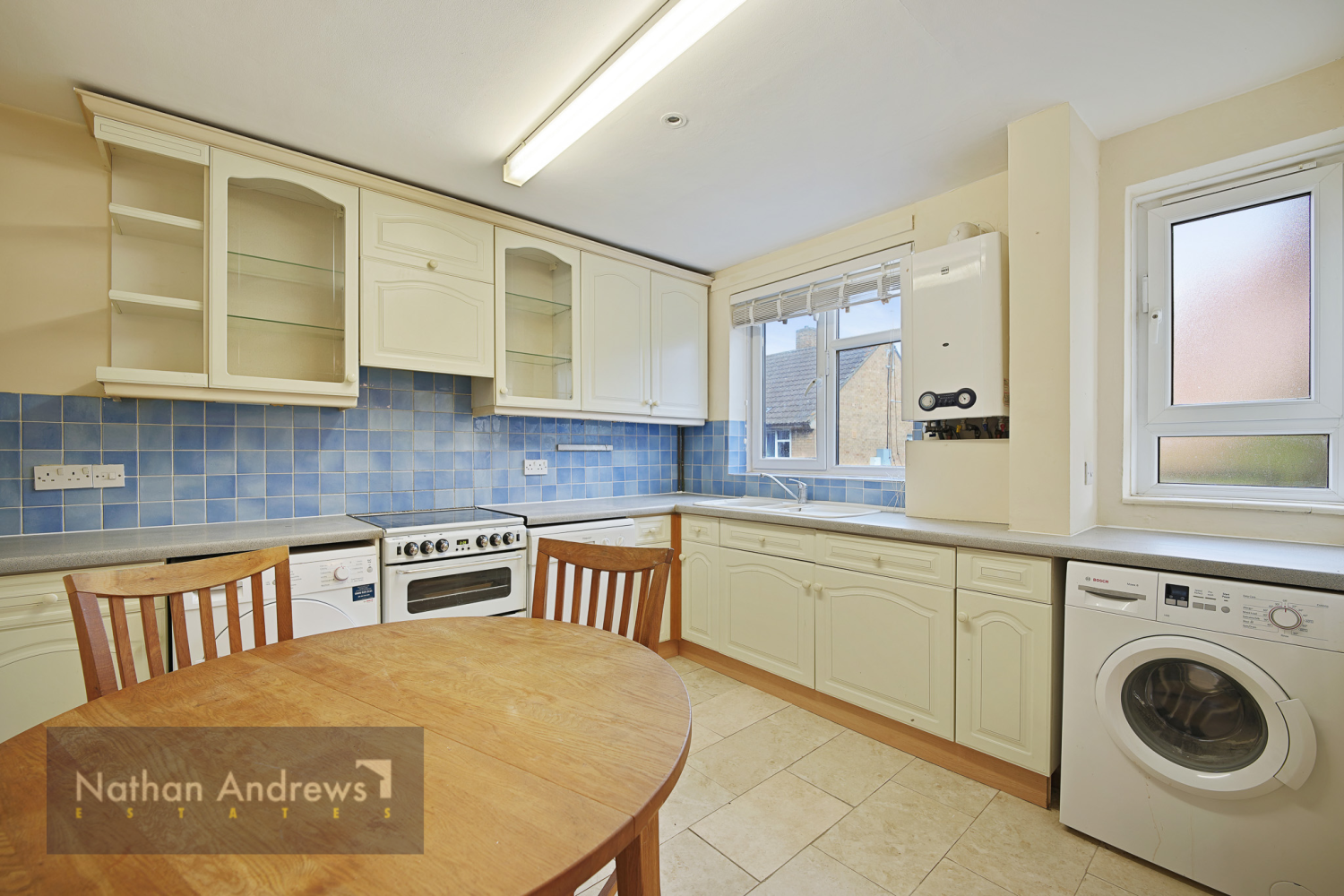 Flat Lyell Street in Greater London