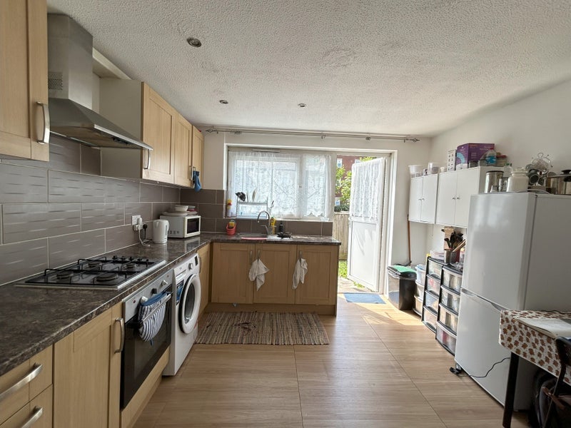 Room Culmore Road in Greater London